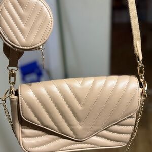 Ant Expedition Crossbody